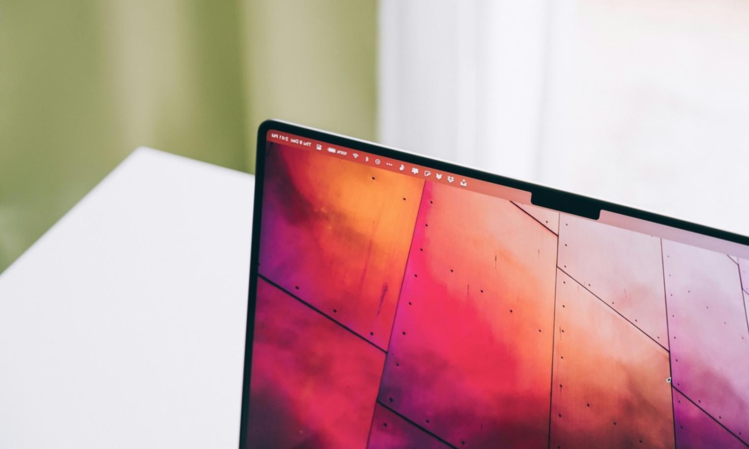 Modern learning environment with blockchain technology diagrams and collaborative workspaces